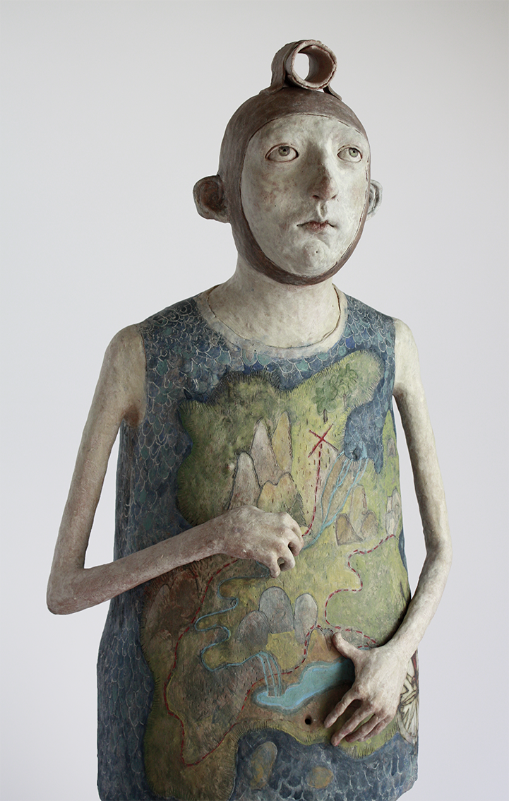 Patricia Broothaers, « Le bon chemin », Céramique, 127 x 37 x 30 cm